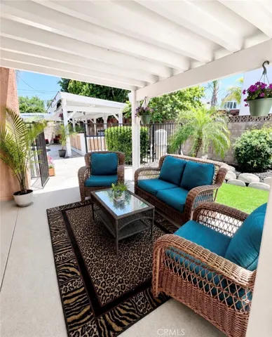 21104 Rosedell Drive, Saugus, California 91350