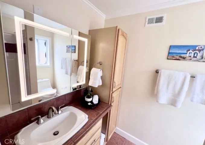 21104 Rosedell Drive, Saugus, California 91350