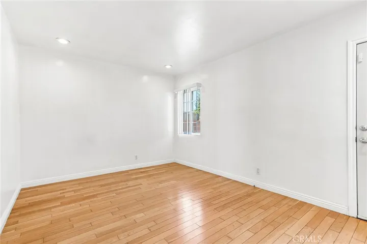 7060 Morse Avenue, North Hollywood, California 91605