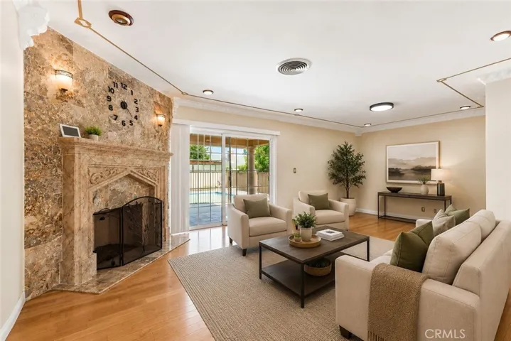 7060 Morse Avenue, North Hollywood, California 91605
