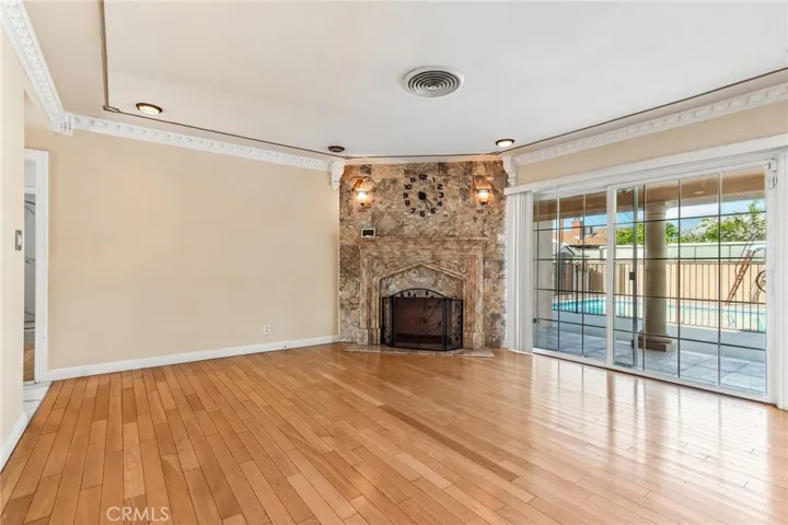 7060 Morse Avenue, North Hollywood, California 91605