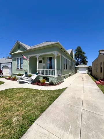 219 Harvest Street, Salinas, California 93901