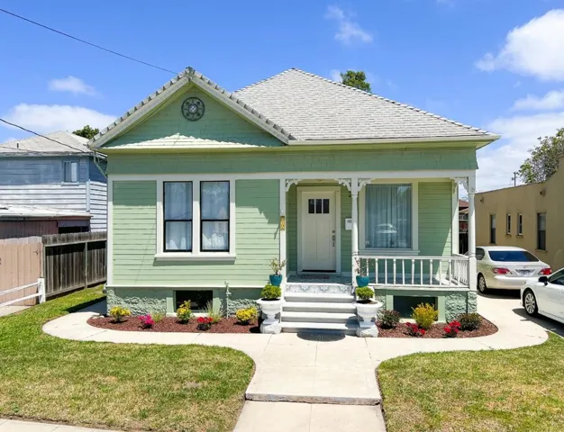 219 Harvest Street, Salinas, California 93901