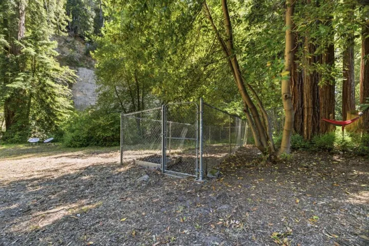 15740 Forest Hill Drive, Boulder Creek, California 95006