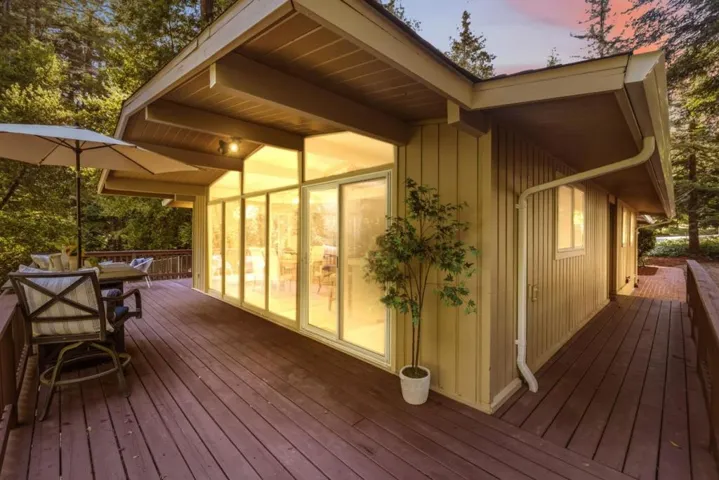 15740 Forest Hill Drive, Boulder Creek, California 95006
