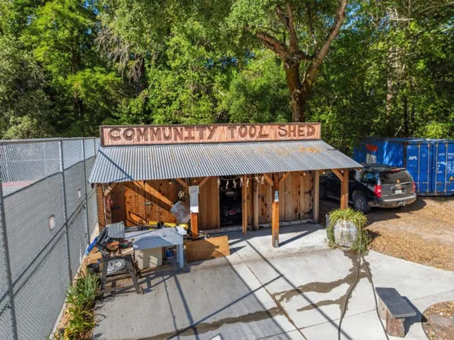15740 Forest Hill Drive, Boulder Creek, California 95006