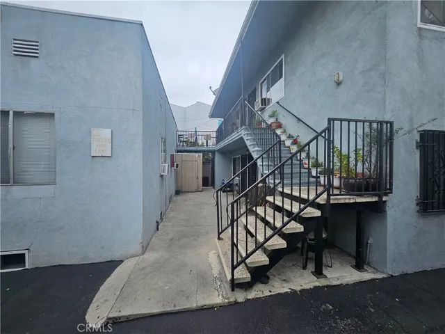 2811 Orchard Place, South Gate, California 90280