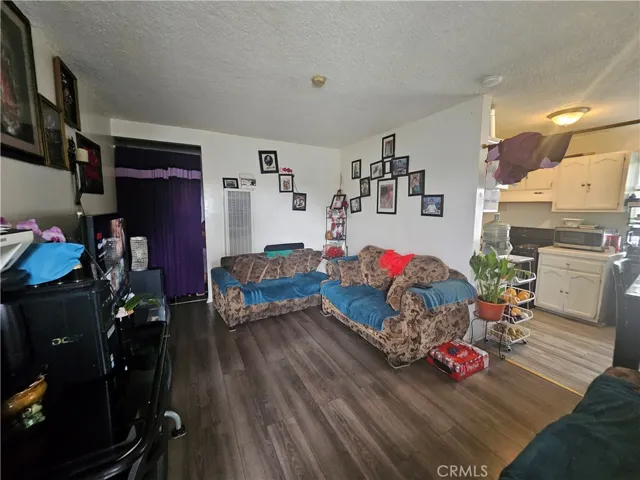 2811 Orchard Place, South Gate, California 90280