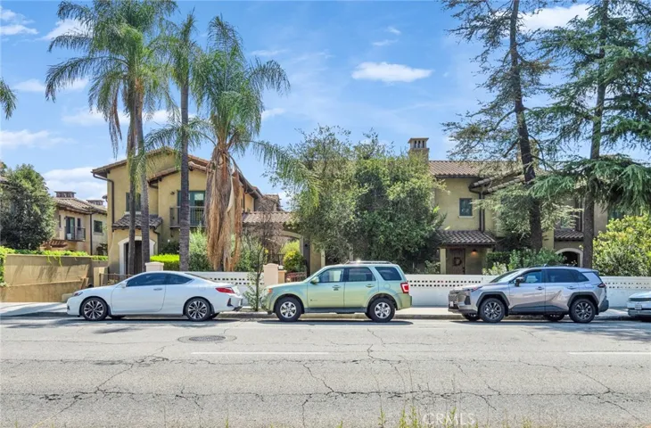 168 S Sierra Madre Boulevard 113, Pasadena, California 91107