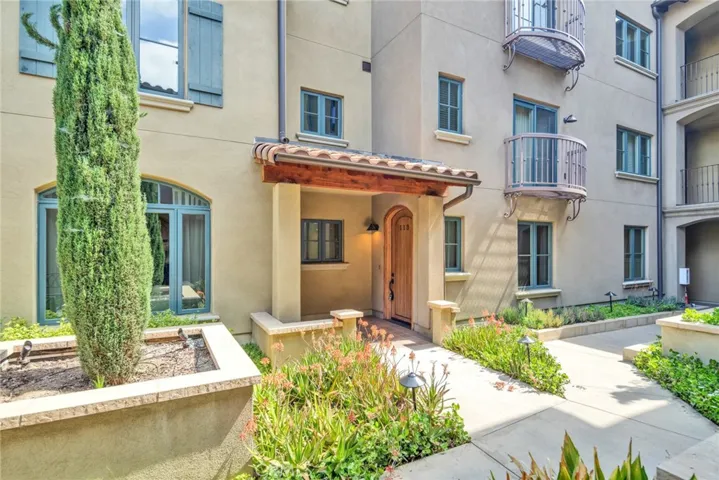 168 S Sierra Madre Boulevard 113, Pasadena, California 91107