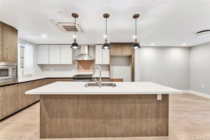 168 S Sierra Madre Boulevard 113, Pasadena, California 91107