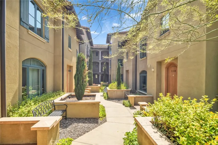 168 S Sierra Madre Boulevard 113, Pasadena, California 91107