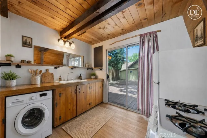 327 W Country Club, Big Bear City, California 92314