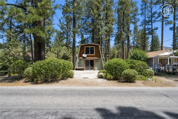 327 W Country Club, Big Bear City, California 92314