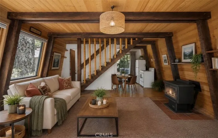 327 W Country Club, Big Bear City, California 92314 — photo 5