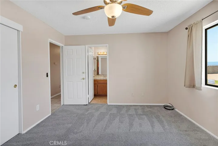 15185 Orange, Hesperia, California 92345