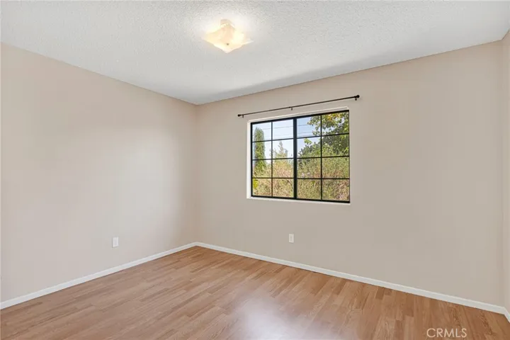 15185 Orange, Hesperia, California 92345