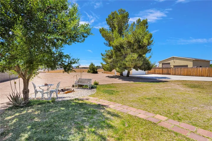 15185 Orange, Hesperia, California 92345