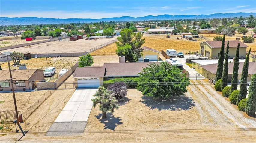 15185 Orange, Hesperia, California 92345