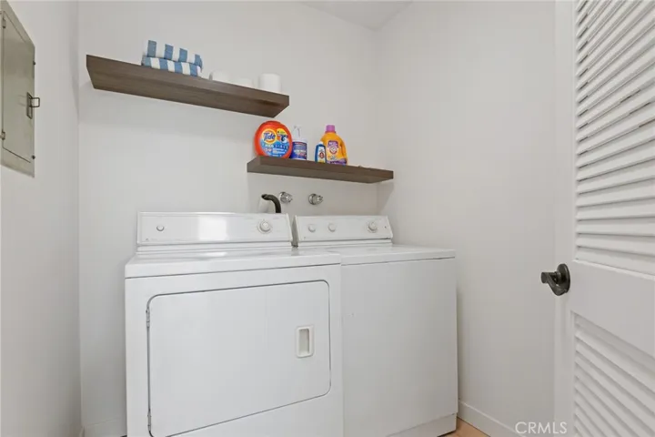 20737 Roscoe Boulevard 703, Winnetka, California 91306