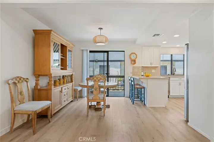 20737 Roscoe Boulevard 703, Winnetka, California 91306