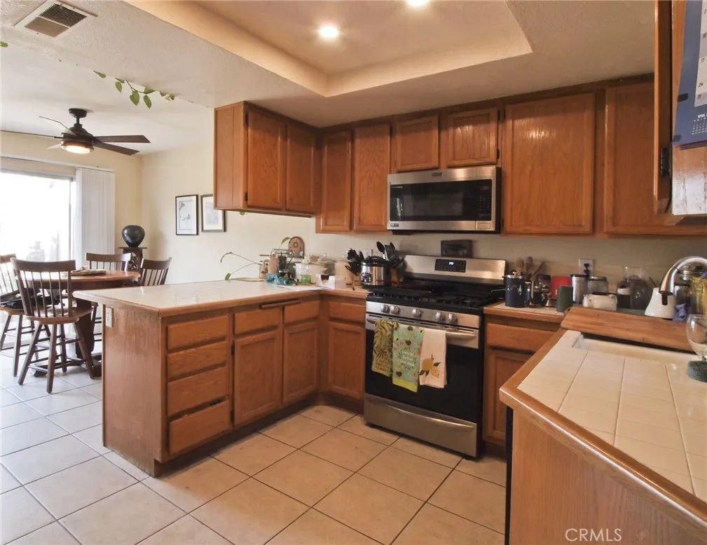 KITCHEN AREA
