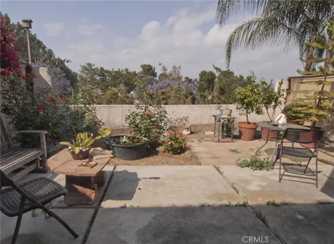 OUTDOOR PATIO AREA