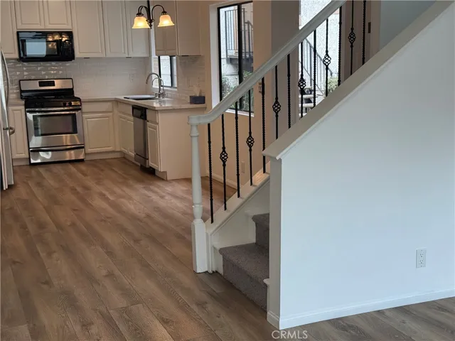 950 W Lambert 11, La Habra, California 90631