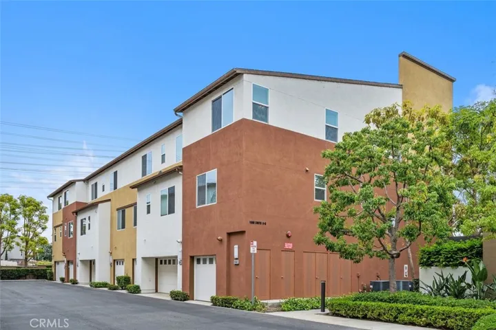 Unit Building