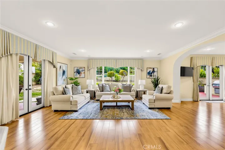 540 E Viewcrest Drive, Azusa, California 91702