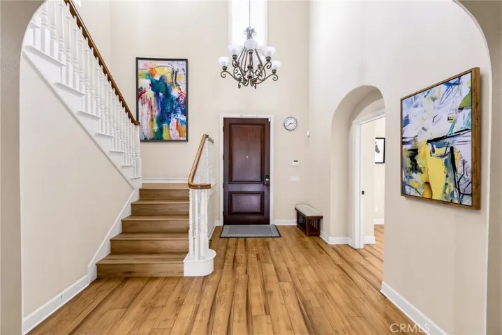 540 E Viewcrest Drive, Azusa, California 91702