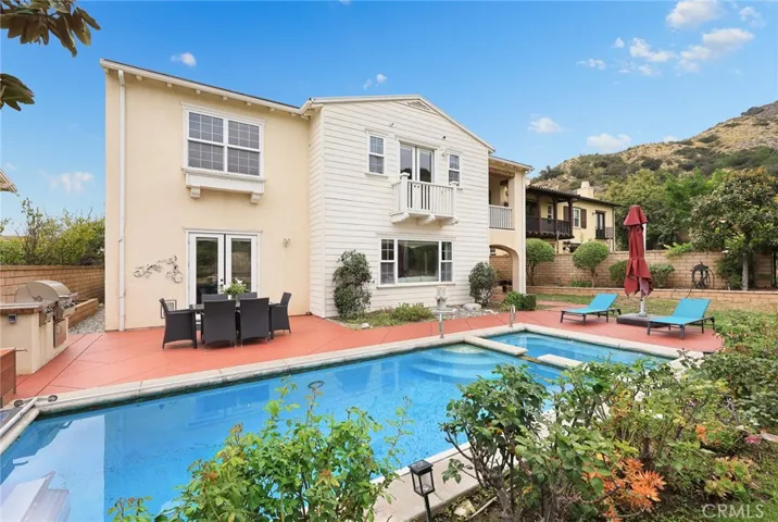 540 E Viewcrest Drive, Azusa, California 91702