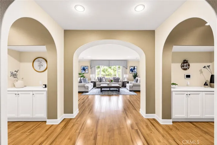 540 E Viewcrest Drive, Azusa, California 91702