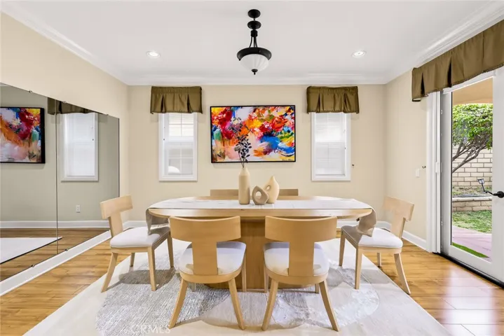 540 E Viewcrest Drive, Azusa, California 91702