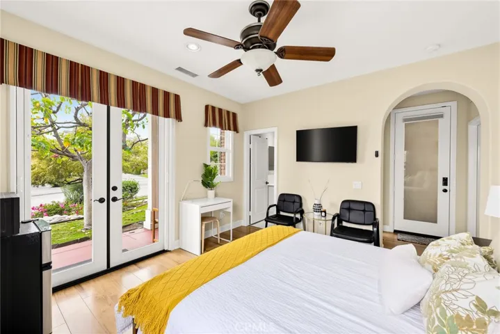 540 E Viewcrest Drive, Azusa, California 91702