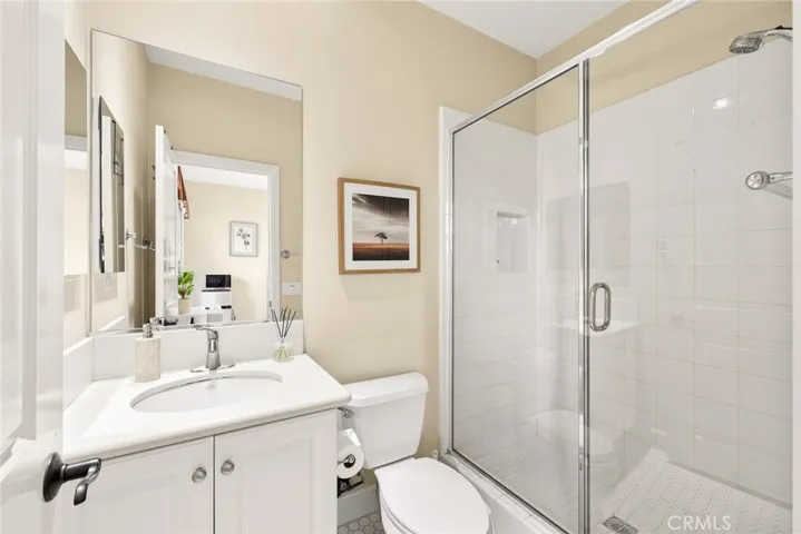 540 E Viewcrest Drive, Azusa, California 91702