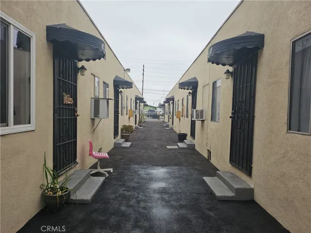 2815 Orchard Place, South Gate, California 90280