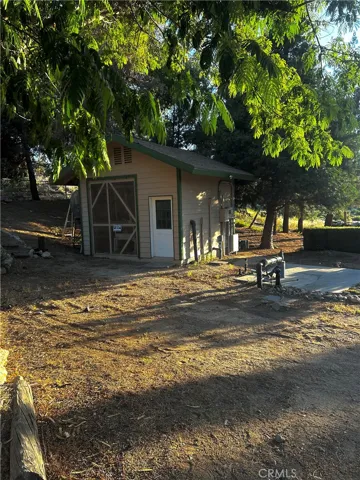 13635 Duxbury Rd, Hesperia, California 92345