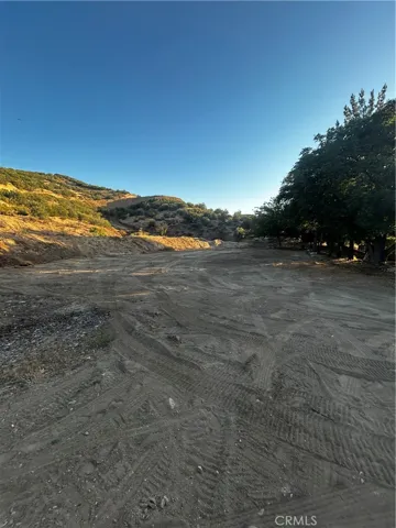 13635 Duxbury Rd, Hesperia, California 92345