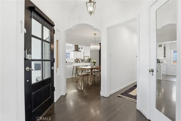 3921 Westside Avenue, Los Angeles, California 90008