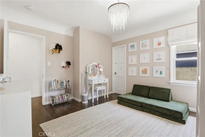 3921 Westside Avenue, Los Angeles, California 90008
