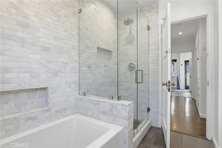3921 Westside Avenue, Los Angeles, California 90008