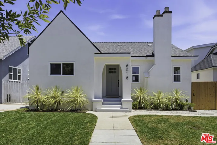 6018 S Harcourt Avenue, Los Angeles, California 90043