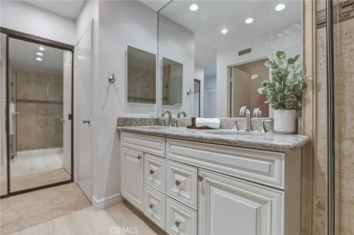 48 Willowood, Aliso Viejo, California 92656