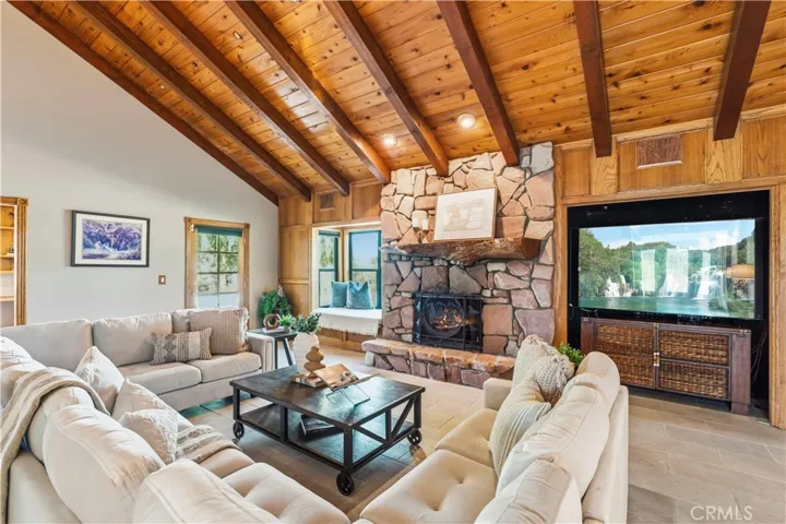 32944 Agua Dulce Canyon, Agua Dulce, California 91390