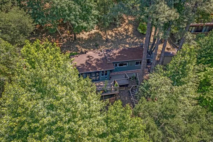 21477 Old Mine Road, Los Gatos, California 95033