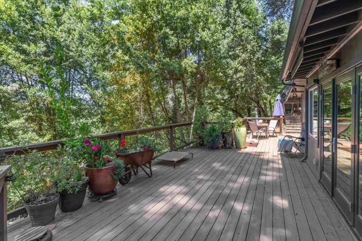 21477 Old Mine Road, Los Gatos, California 95033
