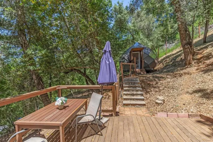 21477 Old Mine Road, Los Gatos, California 95033