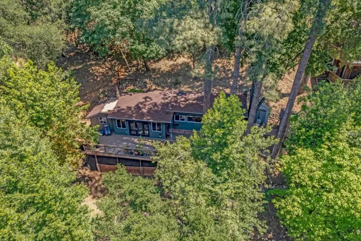 21477 Old Mine Road, Los Gatos, California 95033