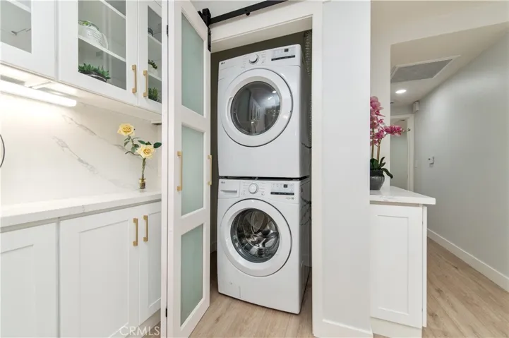 Full size LG Washer/Dryer